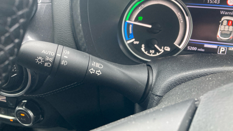 Nissan Juke 1.6 Hybrid Tekna 5dr Auto Hybrid Hatchback